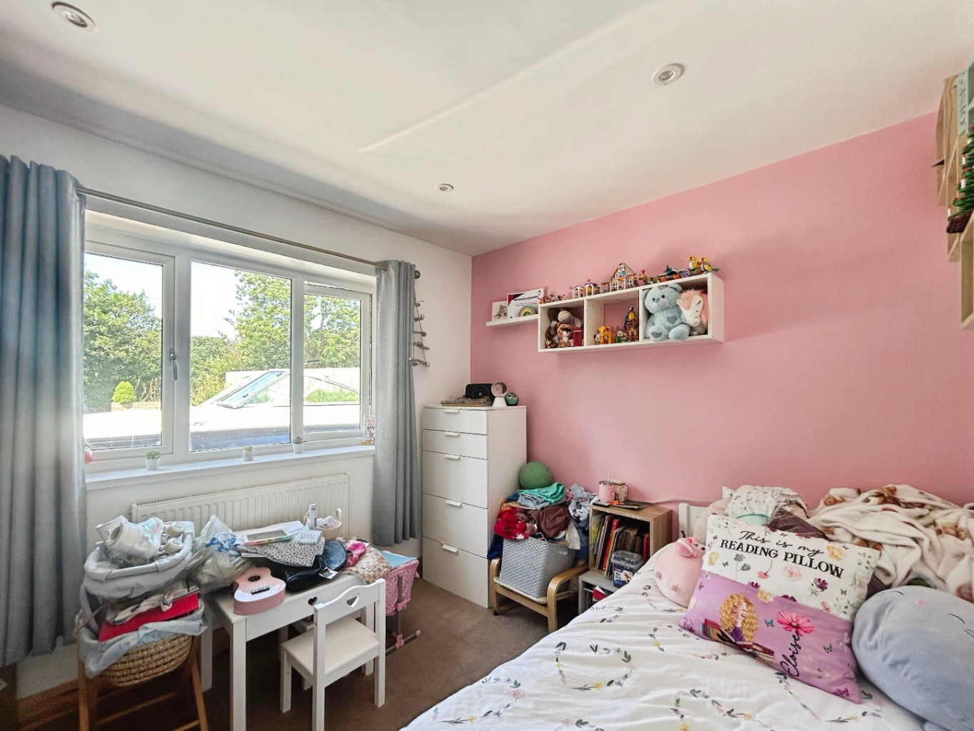 Horsedowns, Spcacious and versatile five bed bungalow, photo 17