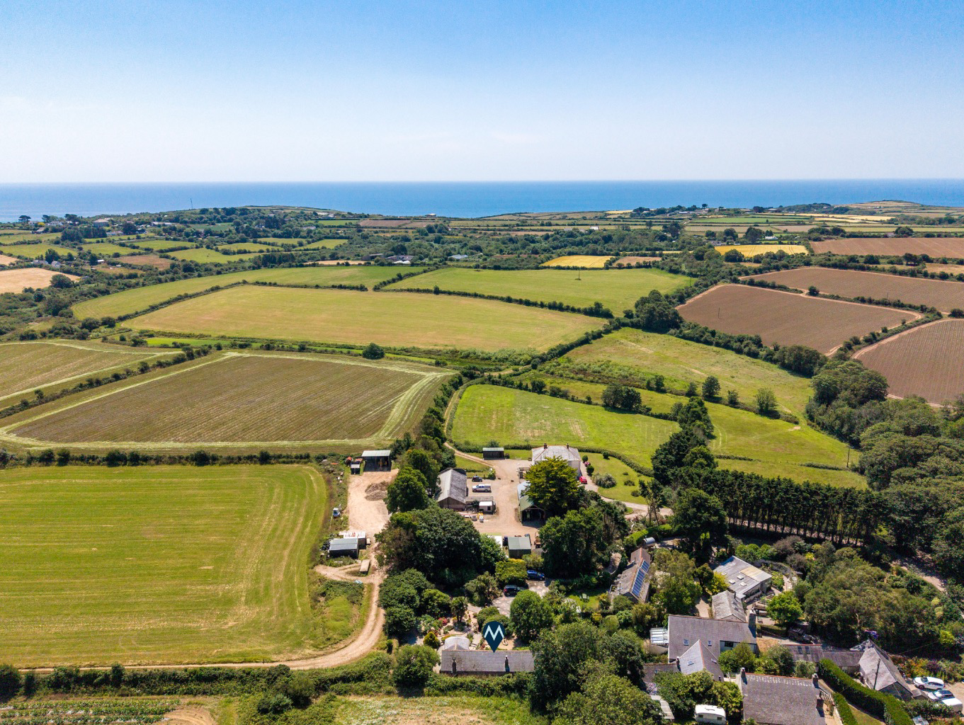 Near Goldsithney, Barn conversion in rural setting, photo 12