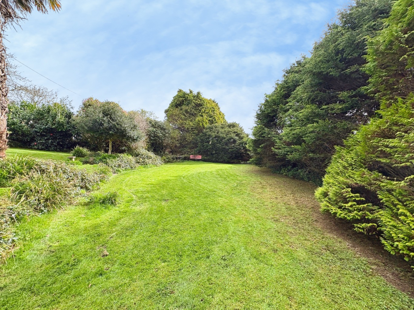 Lanner, Versatile bungalow with generous garden, photo 21