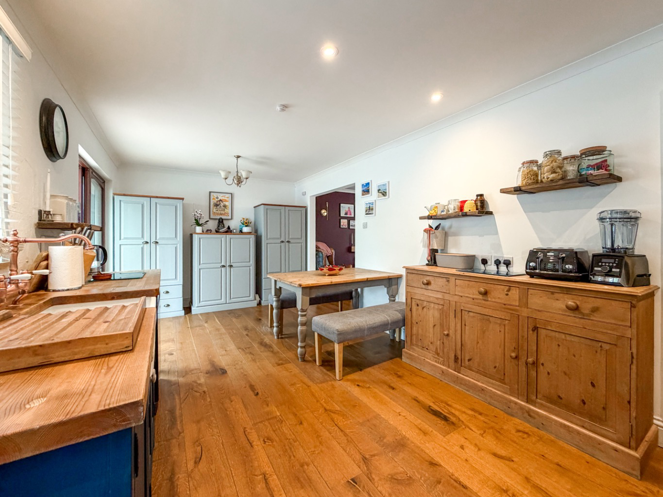 Gulval, Spacious home on generous corner plot, photo 9