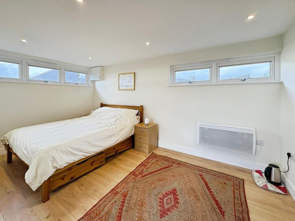 Ashton, Dormer bungalow with coastal views, photo 19