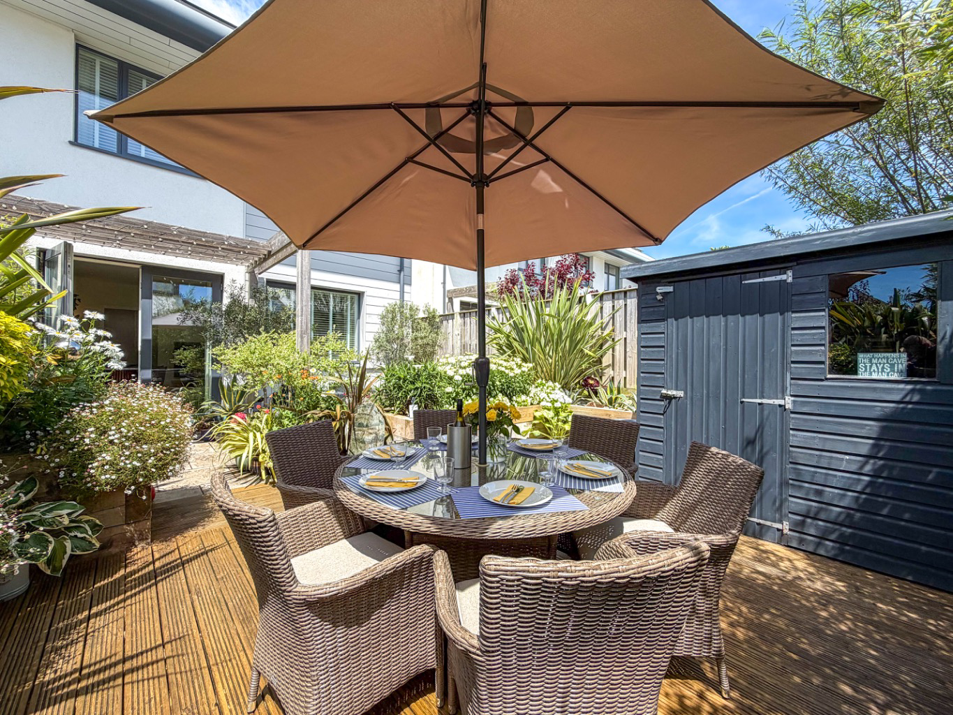 Hayle, Exceptional three bedroom home, photo 16