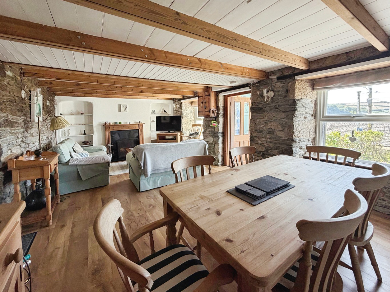 Porthleven, Cottage in coastal village location, photo 3