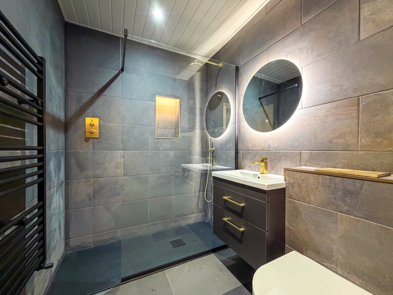 Gulval, Spacious home on generous corner plot, photo 16