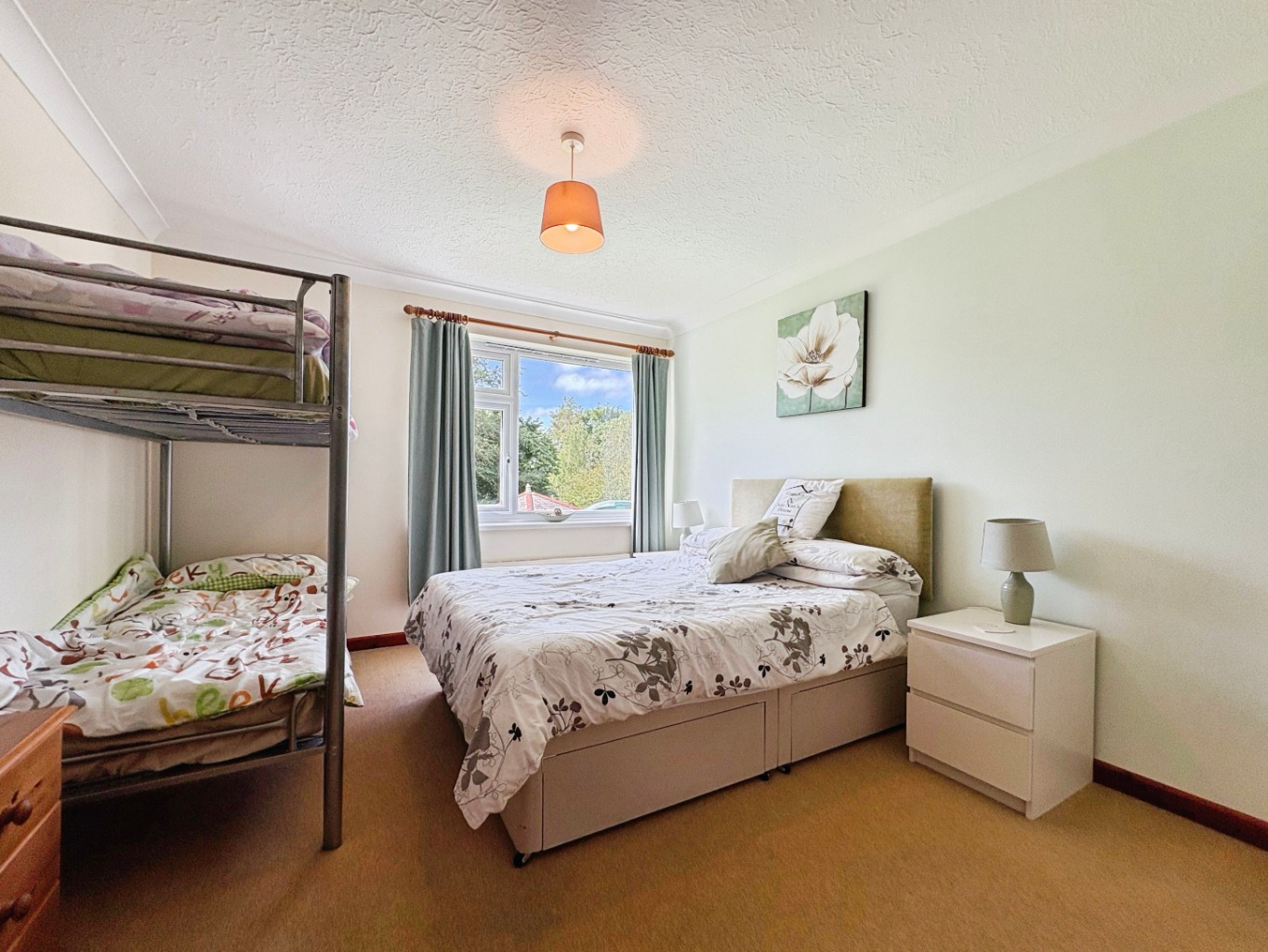 Godolphin Cross, Spacious family home within a generous plot, photo 6
