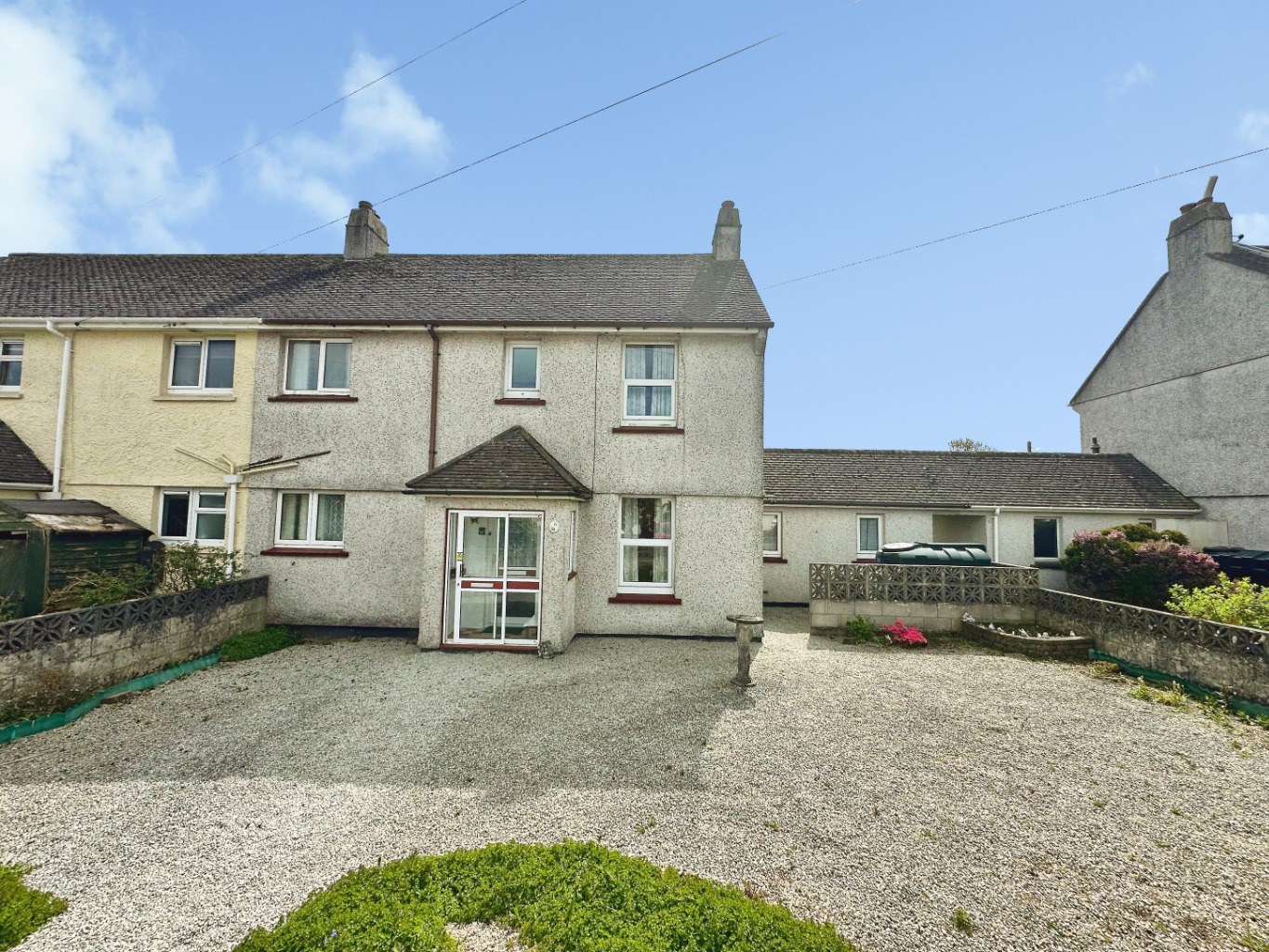 Mawgan, Local buyers home with large garden, photo 16