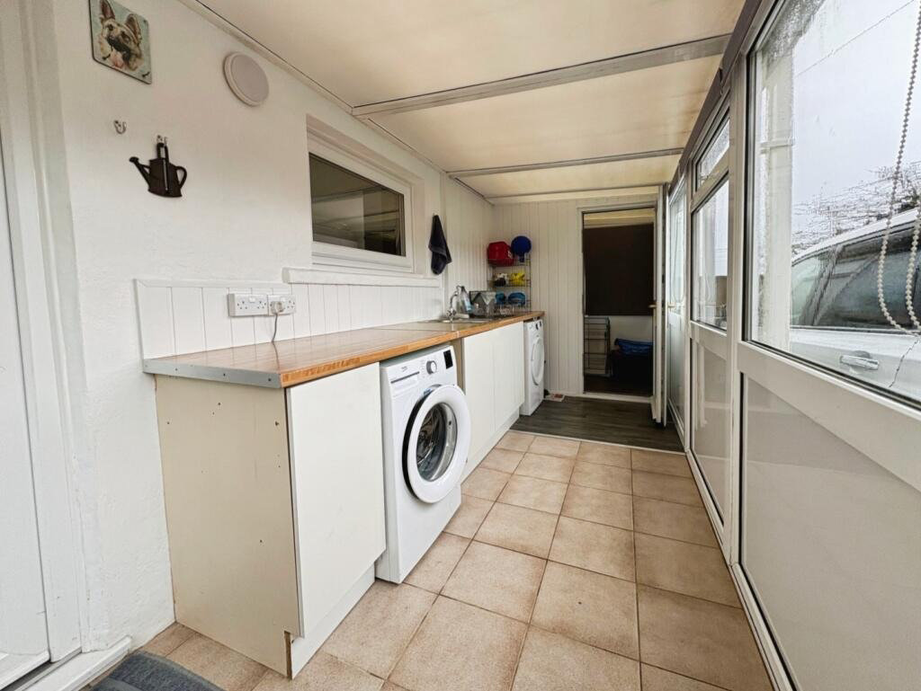 Higher Condurrow, Bungalow set with approx 2.5 acres, photo 10