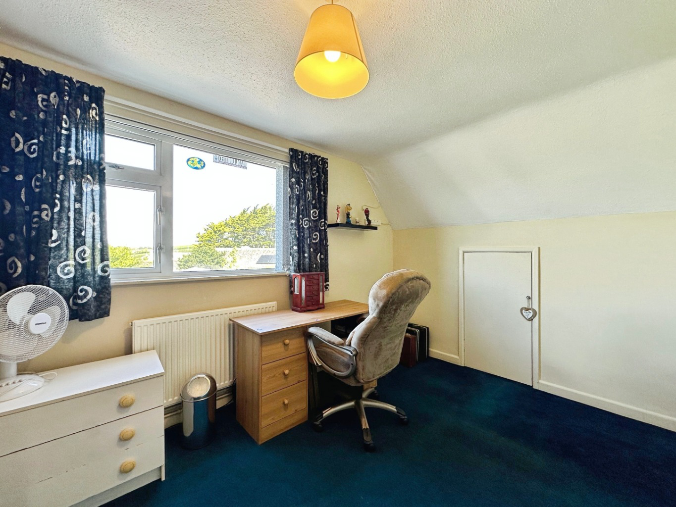 Porthleven, Versatile three bed home near village centre, photo 16