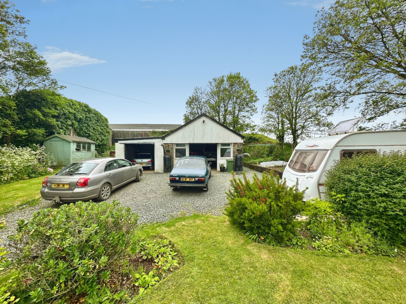 Near Manaccan, Well presented, spacious home, photo 26