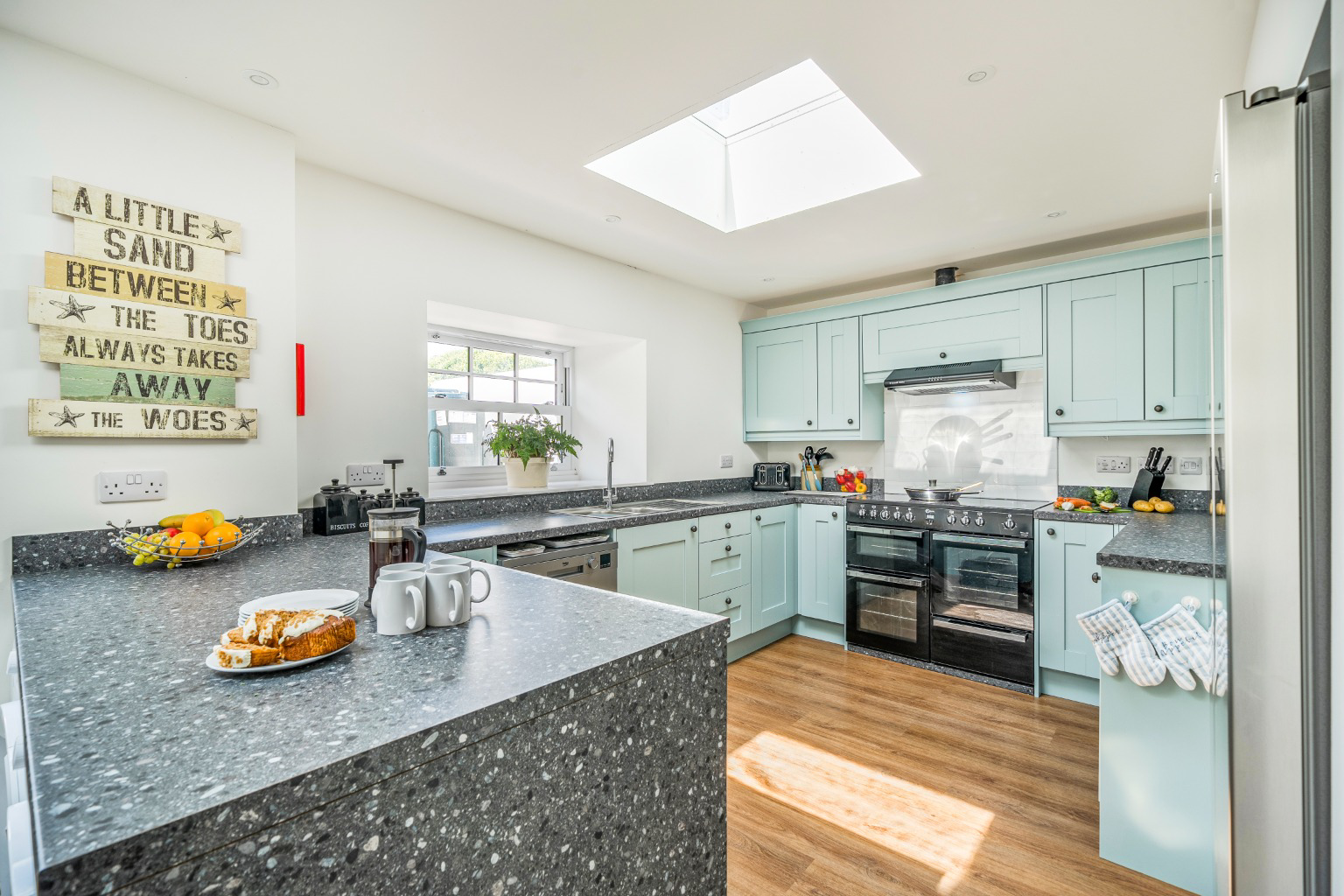 Praze, Three Storey Grade 2 Listed Cottage, photo 4