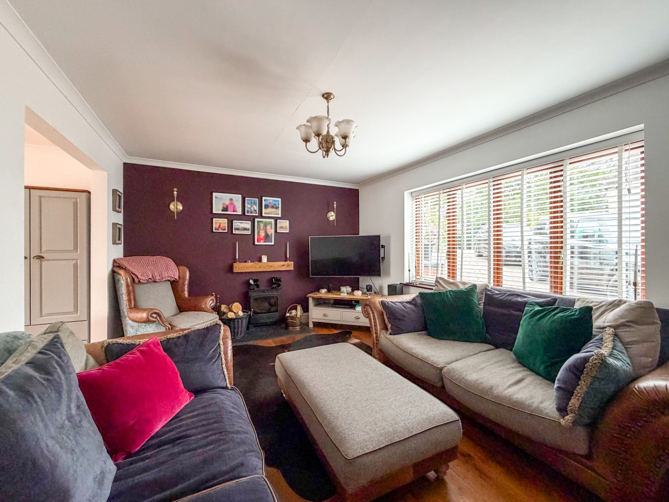 Gulval, Spacious home on generous corner plot, photo 6