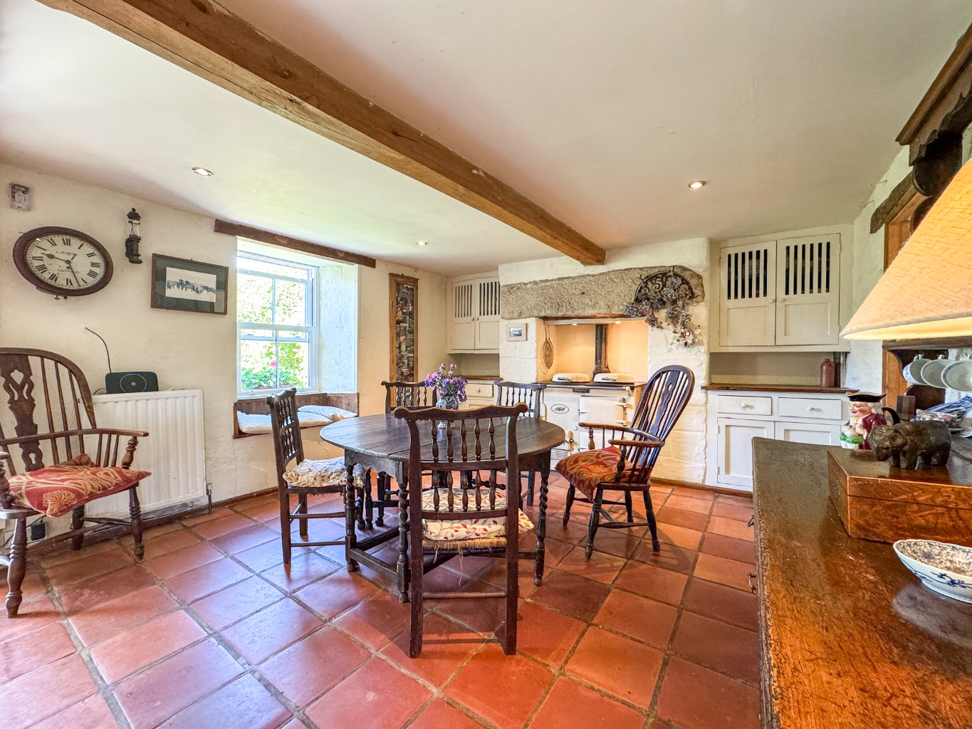 Near Godolphin Cross, Countryside home set within large grounds, photo 5