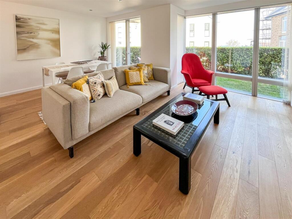 Two bedroom ground floor apartment, The Belyars, St. Ives, photo 7