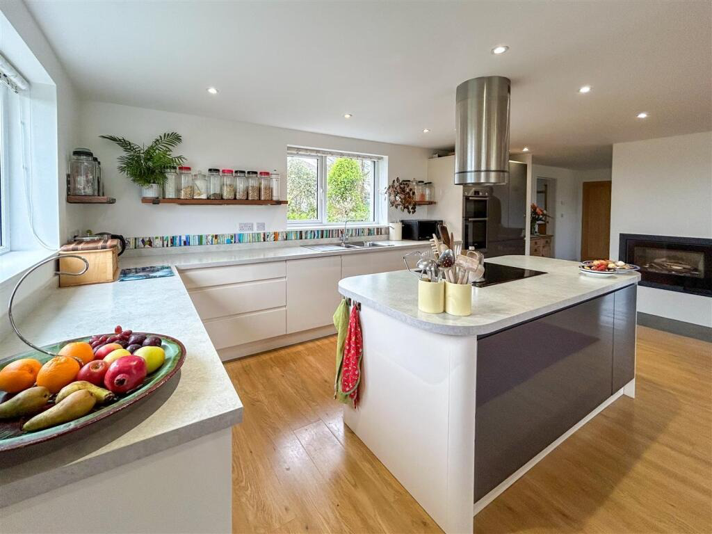 Large detached family home, Hayle Road, Nancegollan, photo 29