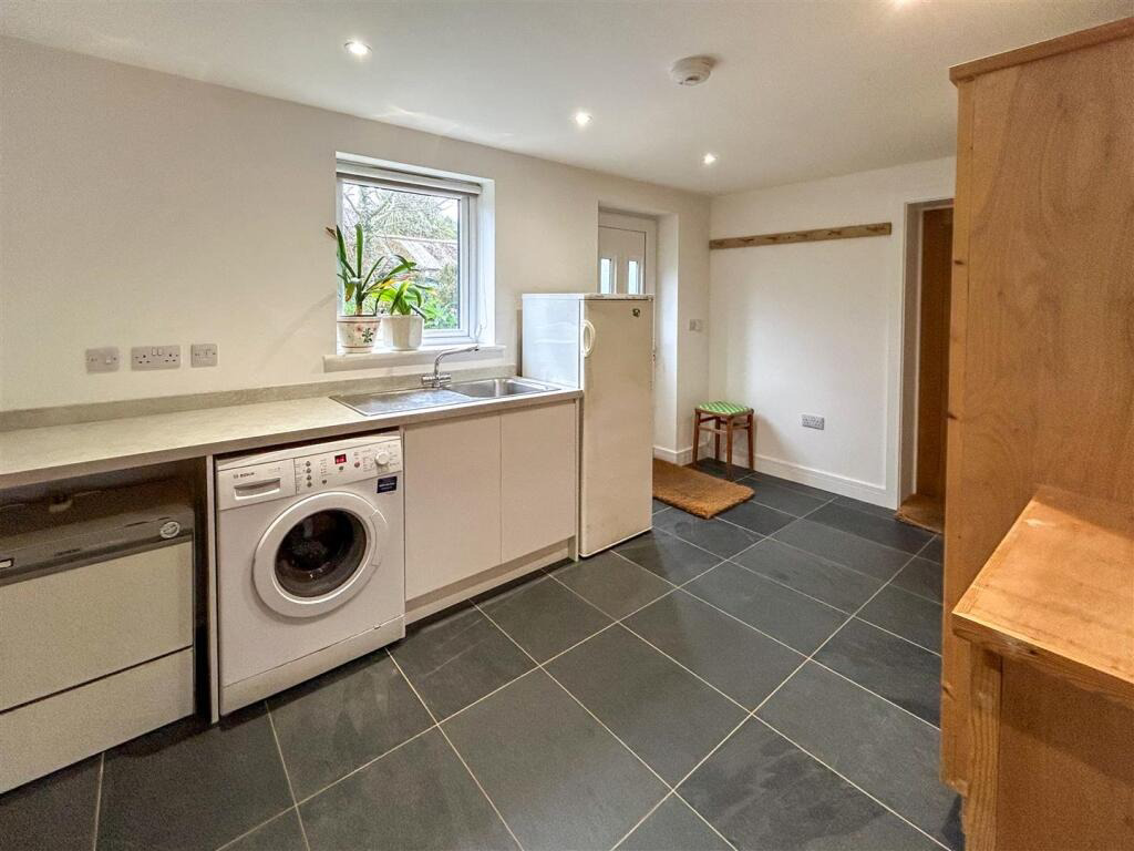 Large detached family home, Hayle Road, Nancegollan, photo 27