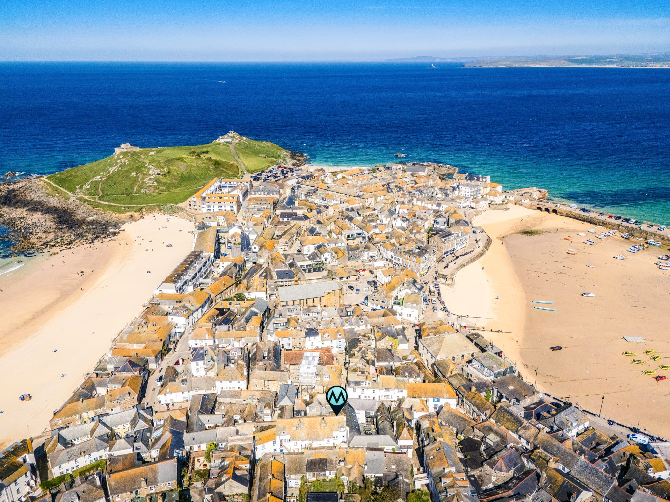 St. Ives, Three bed maisonette in prime location