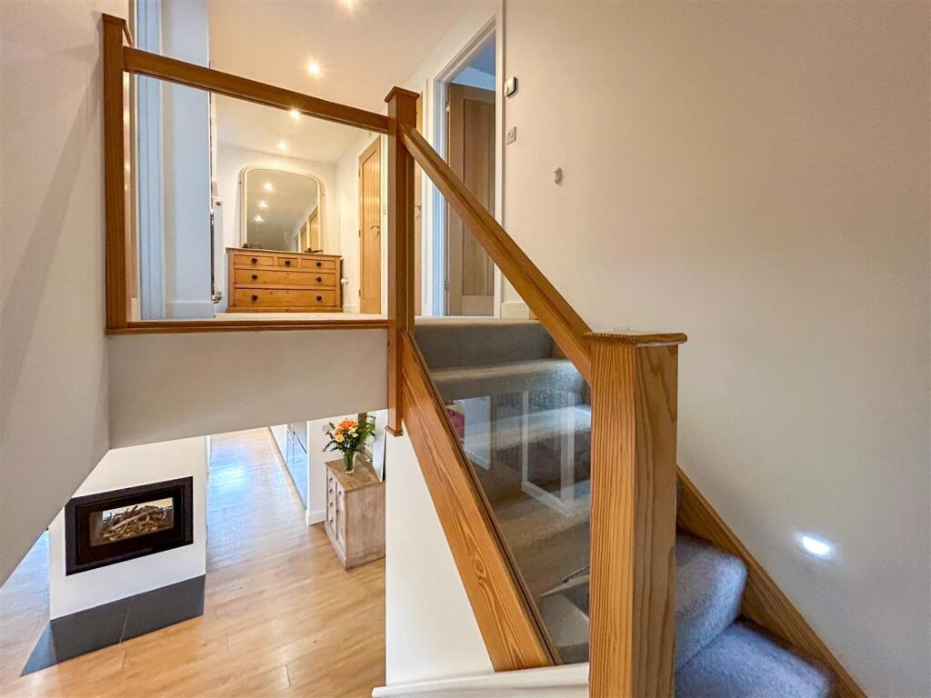 Large detached family home, Hayle Road, Nancegollan, photo 11