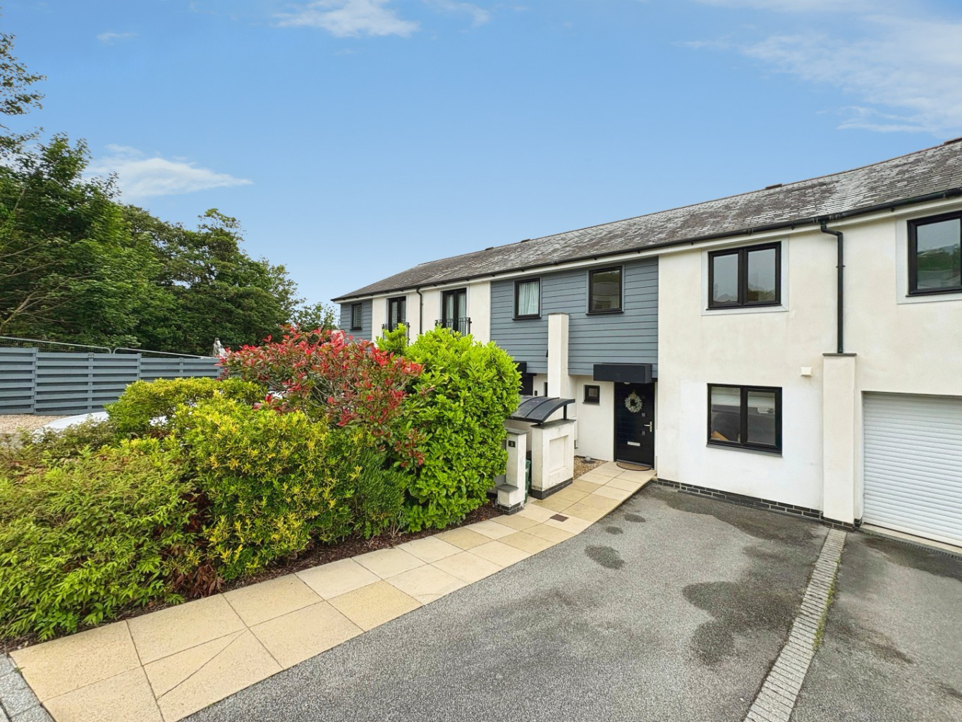 Redruth, Modern family home