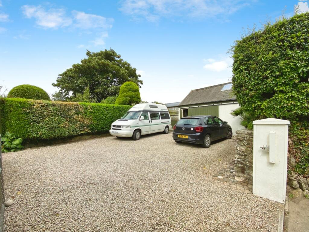 Characterful family home, Nancegollan, photo 17