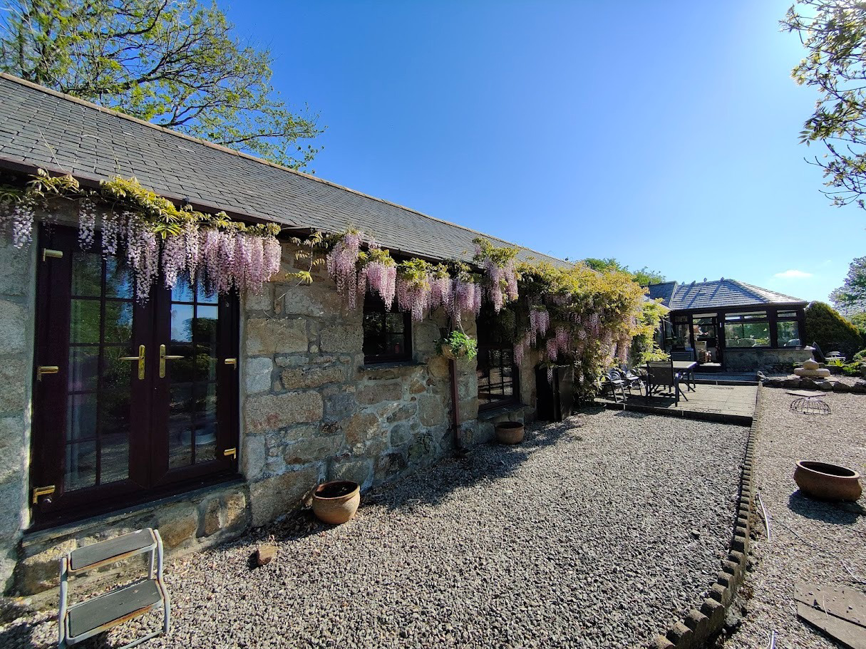 Near Goldsithney, Barn conversion in rural setting, photo 22