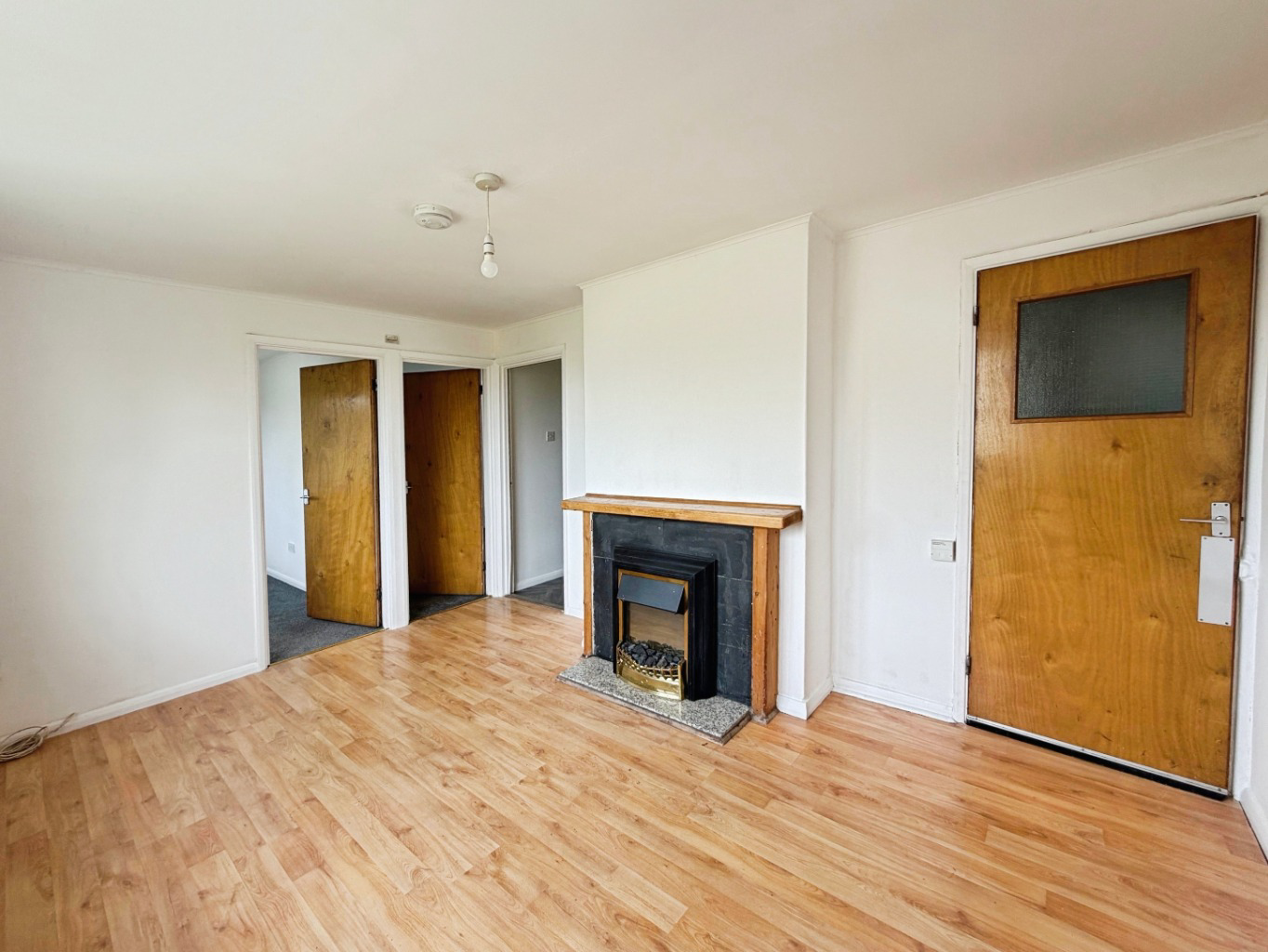 Mawgan, First floor flat with no onward chain, photo 6