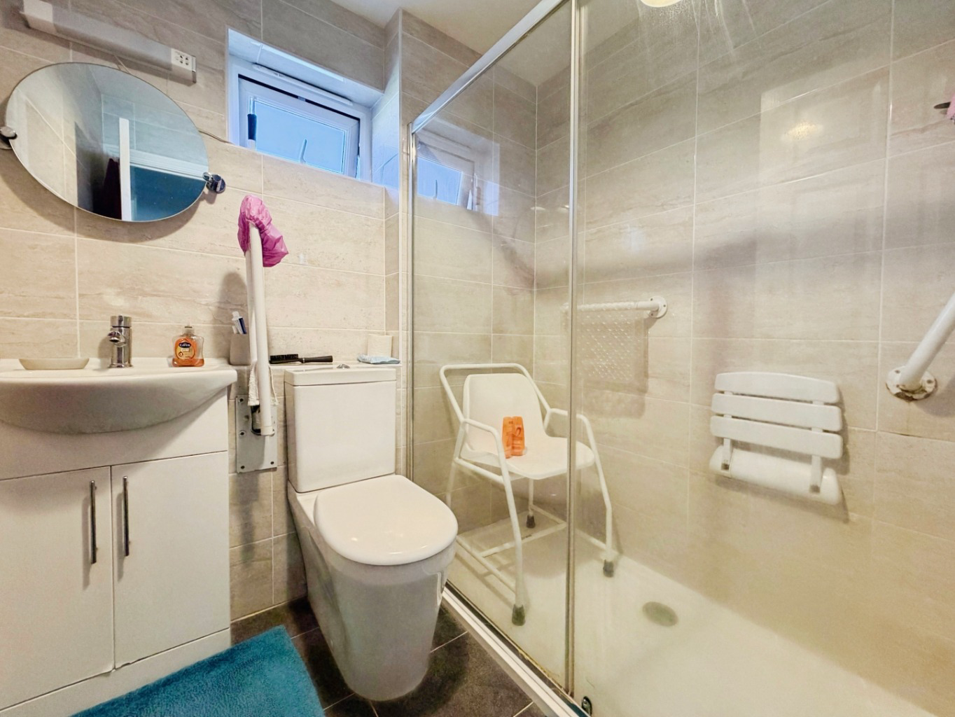Helston, Two bed home close to local amenities, photo 12