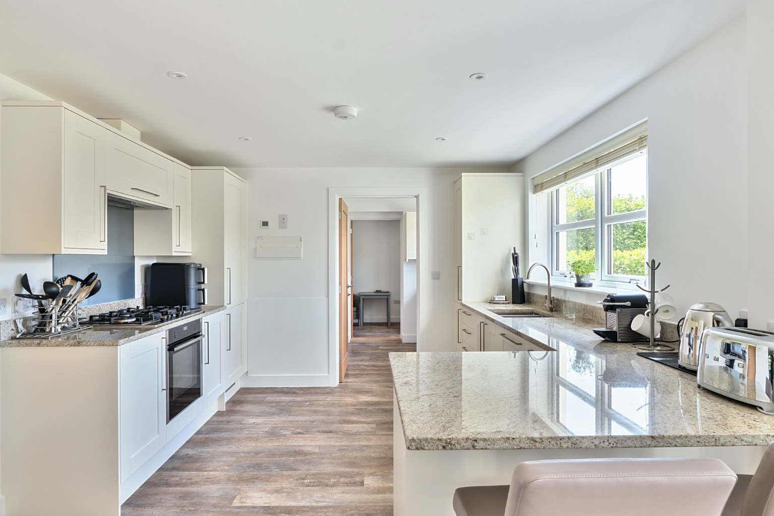 Rosudgeon, Impressive five bed family home, photo 11
