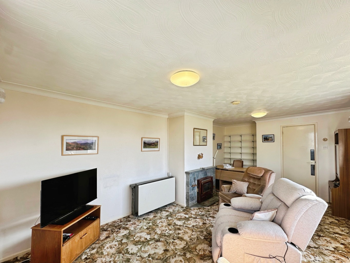 Kuggar, Detached bungalow with potential and no chain, photo 5