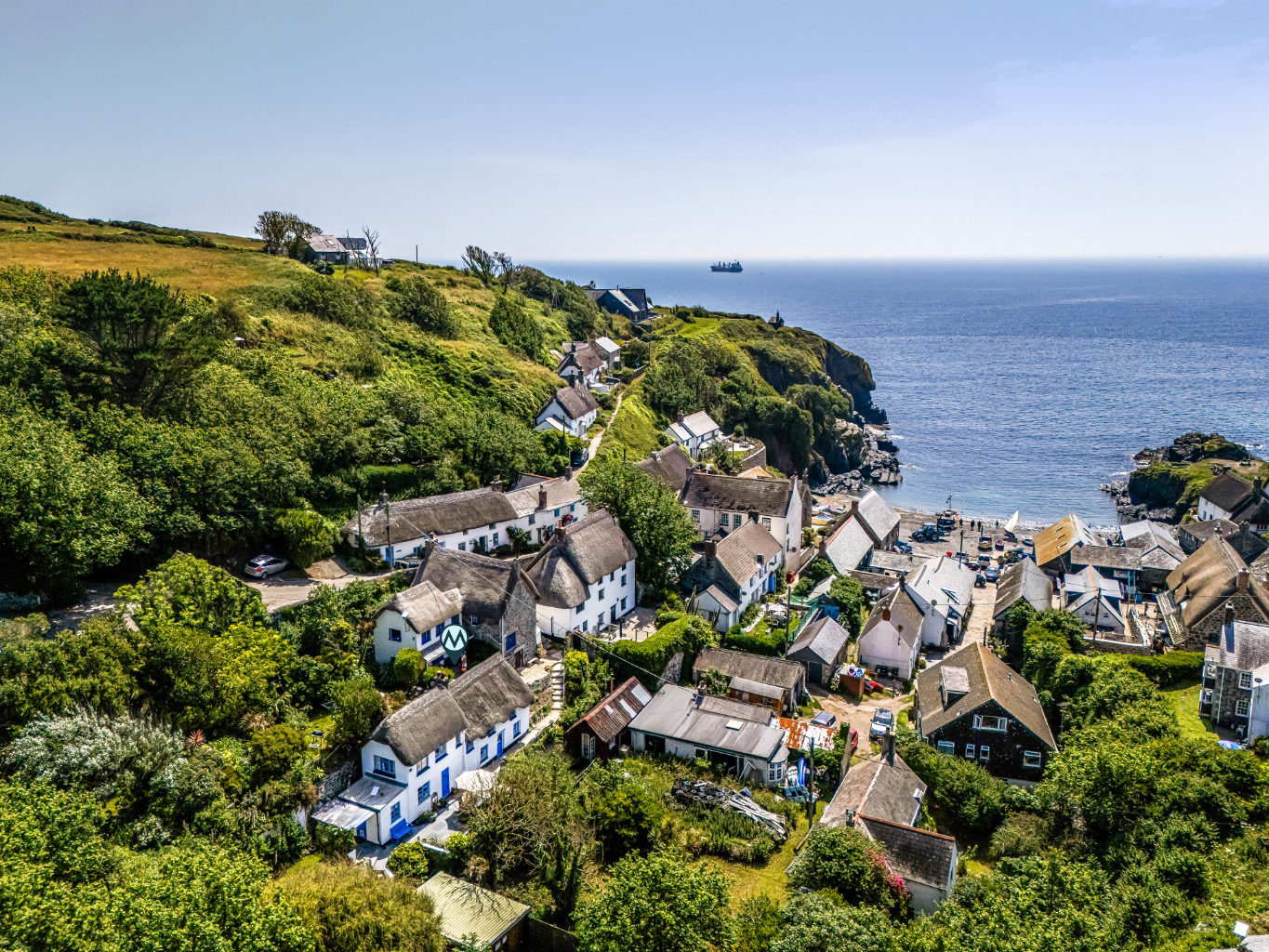 Cadgwith, Grade II listed home with coastal location