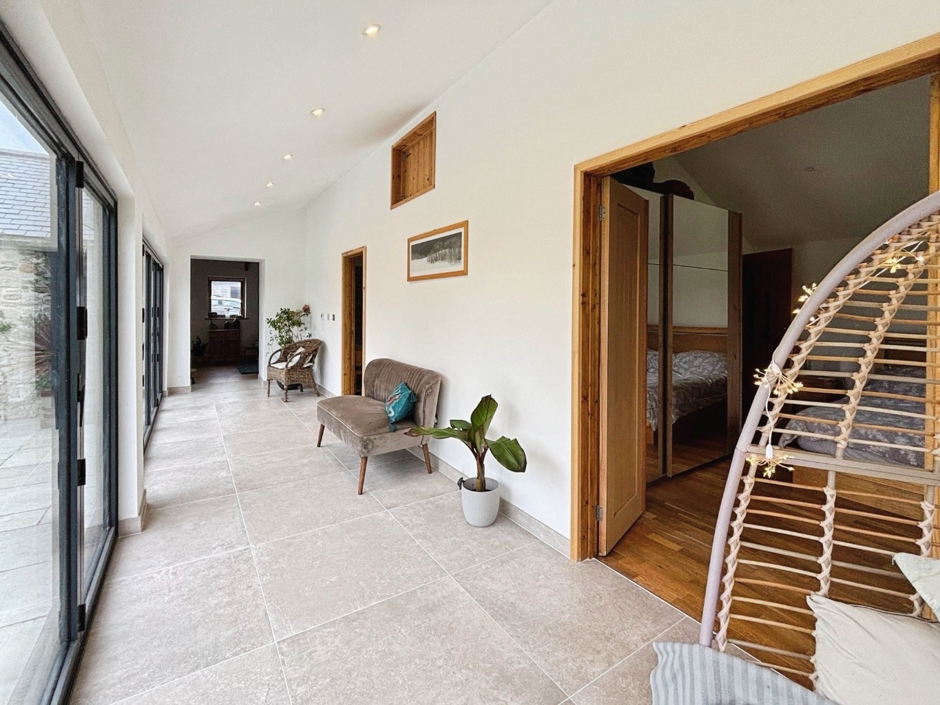 Helston, Barn conversion set within approx 2 acres, photo 19