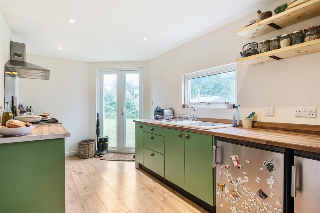 Beacon, Charming semi-detached cottage with land, photo 21