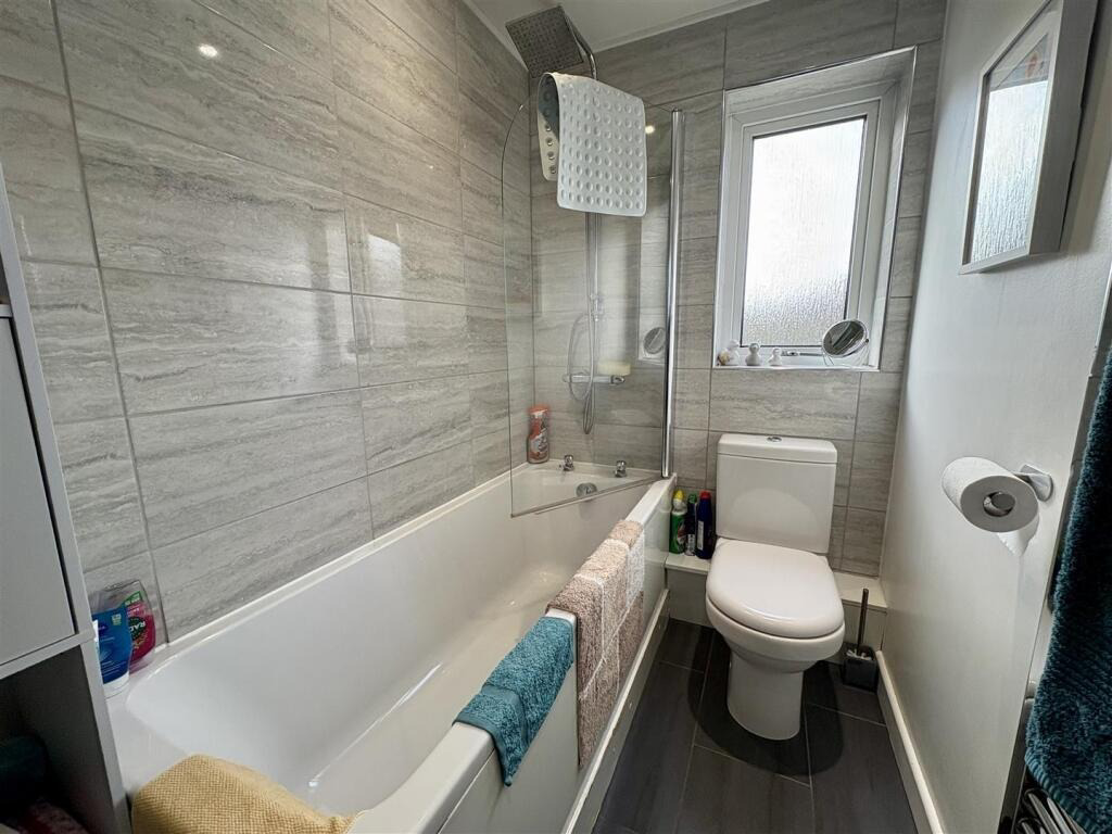 Helston, Ideal first home in sought-after location, photo 6