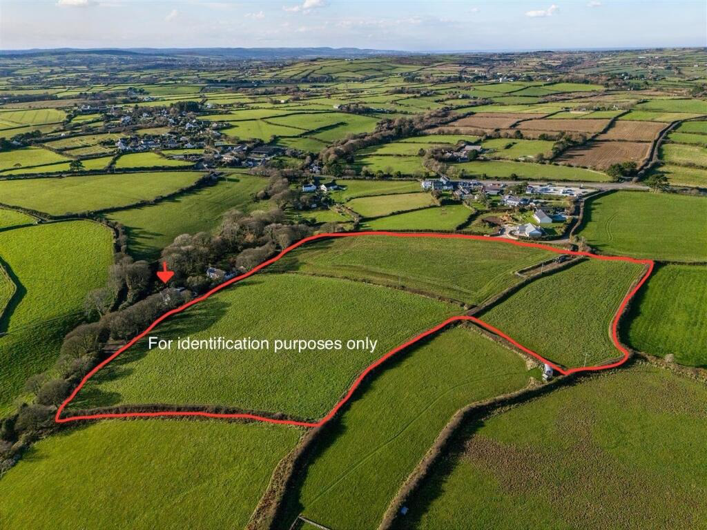 Wendron Nr Helston, Detached home with approx 10.52 acres