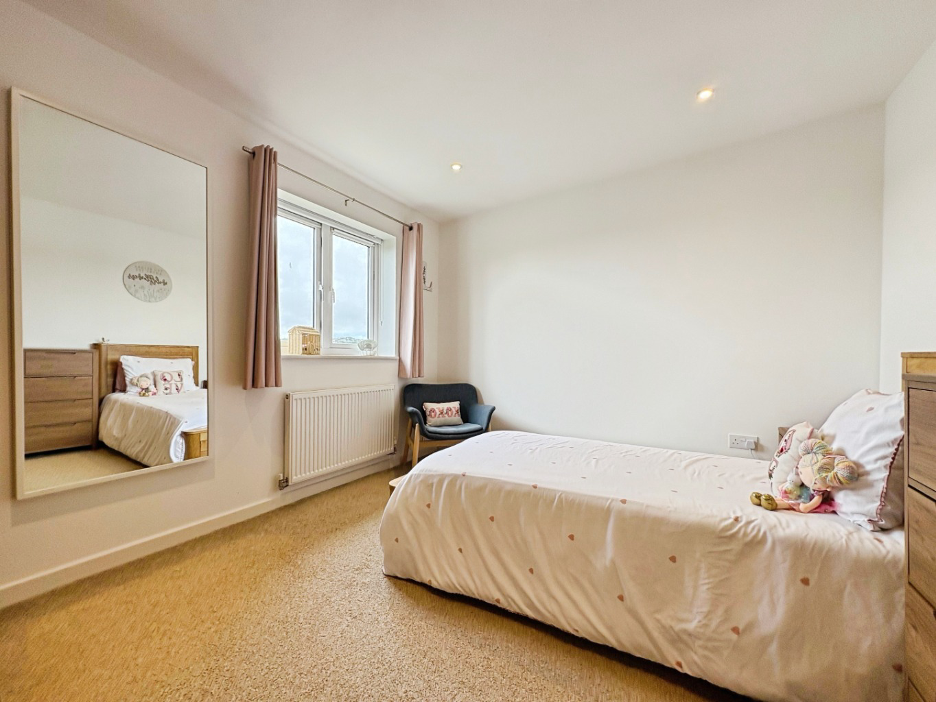 Redruth, Modern family home, photo 13