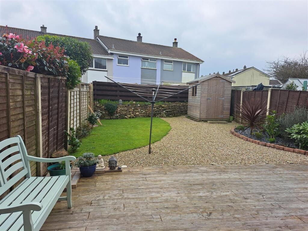 Helston, Ideal first home in sought-after location, photo 7