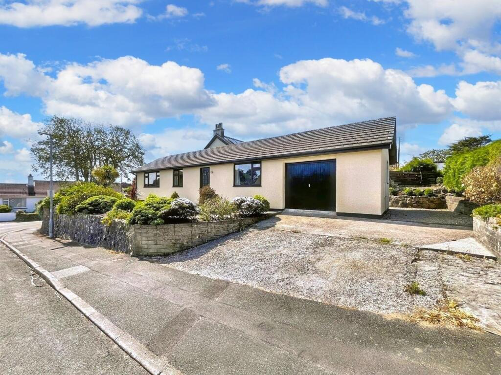 Lelant, Delightful detached bungalow