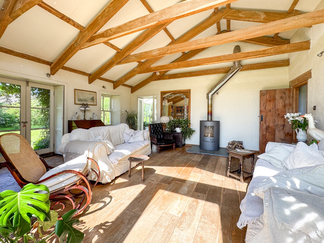 Near Godolphin Cross, Countryside home set within large grounds, photo 8