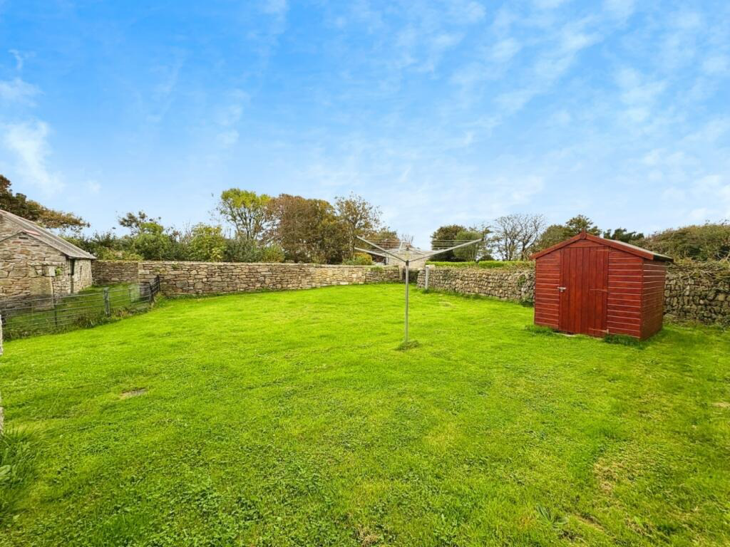 Breage, Home with large garden, photo 17