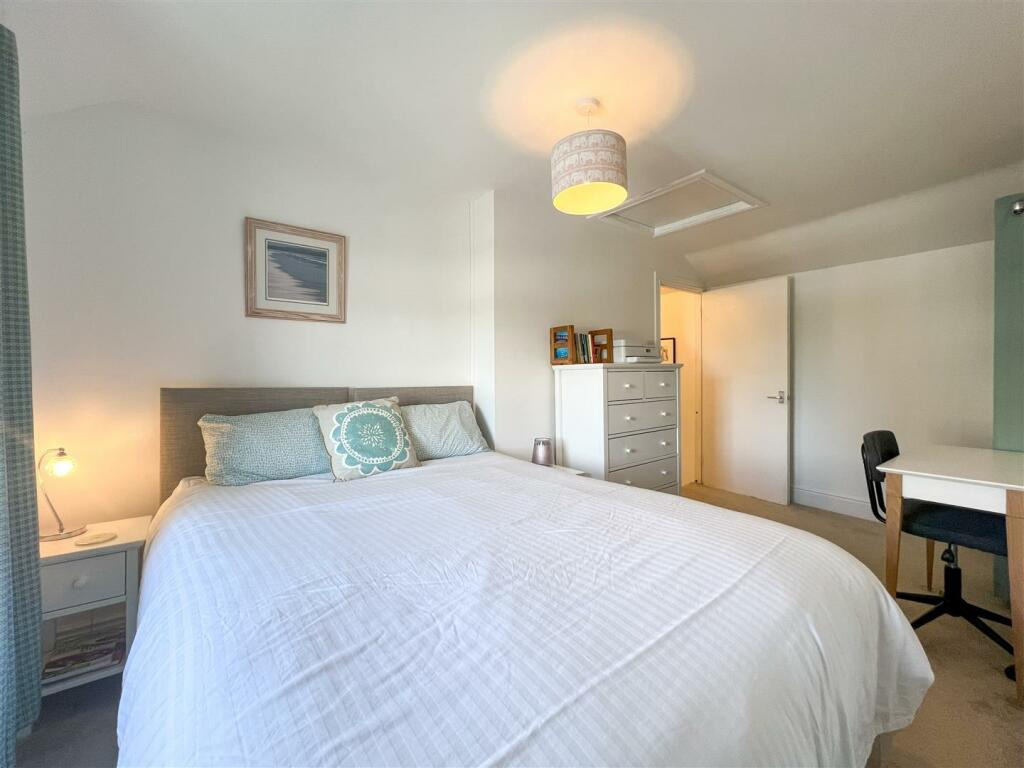 Goldsithney, Charming two bed cottage, photo 12