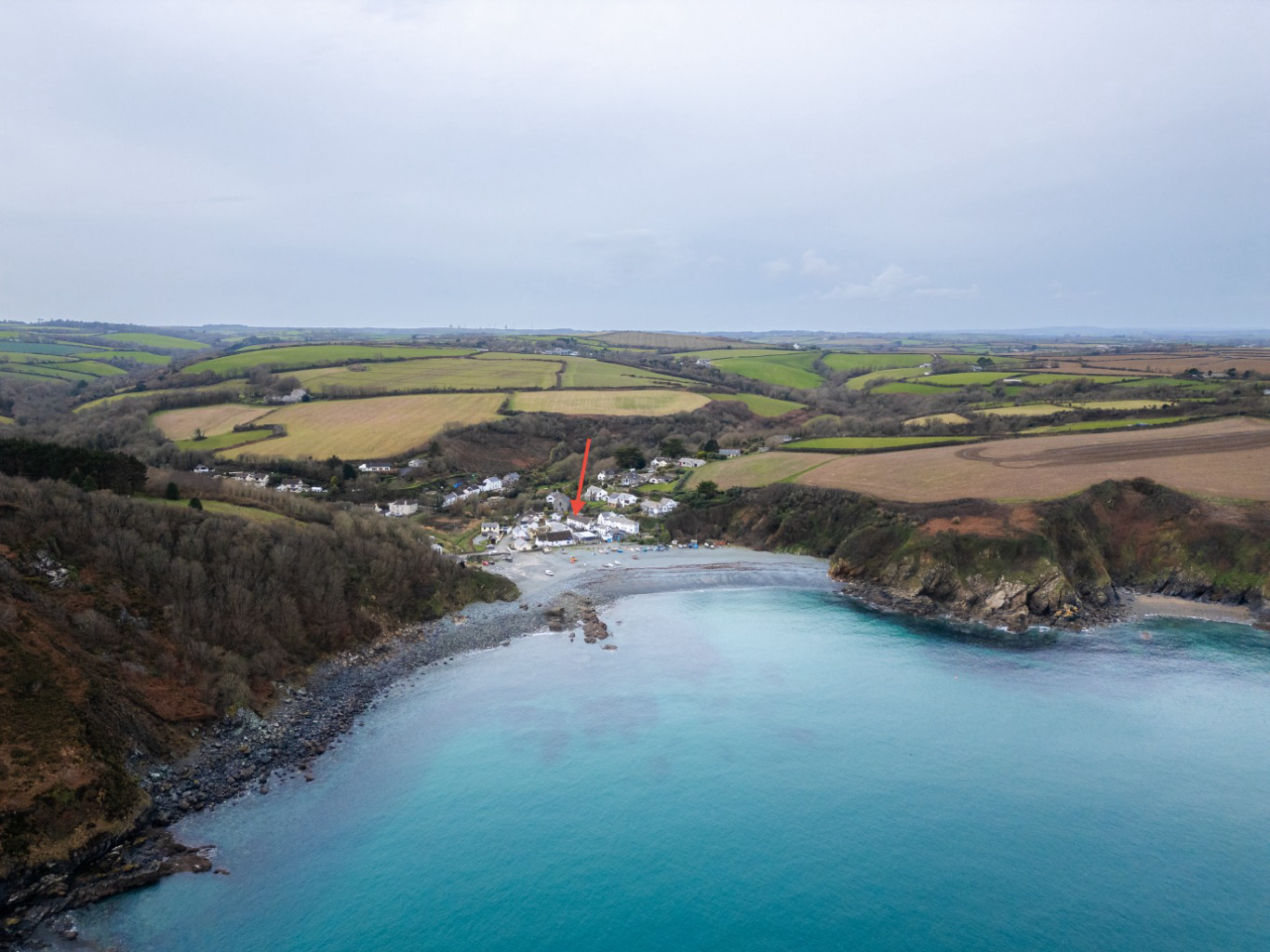 Porthallow, Beautiful two bedroom cottage with views