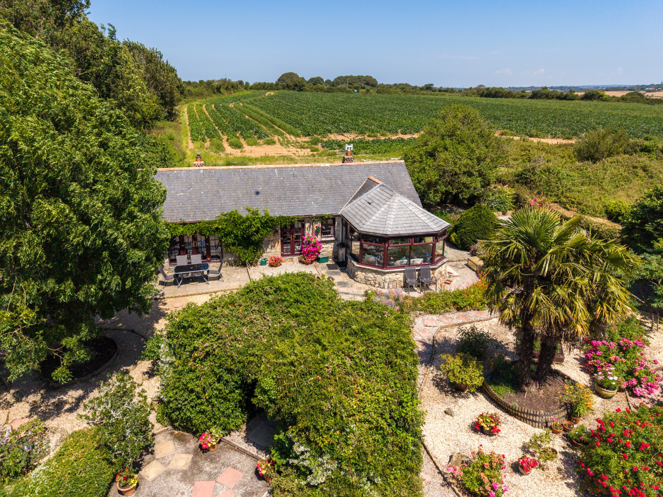 Near Goldsithney, Barn conversion in rural setting, photo 11