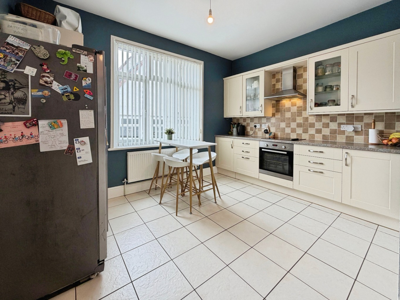 Helston, Spacious four bed family home, photo 6