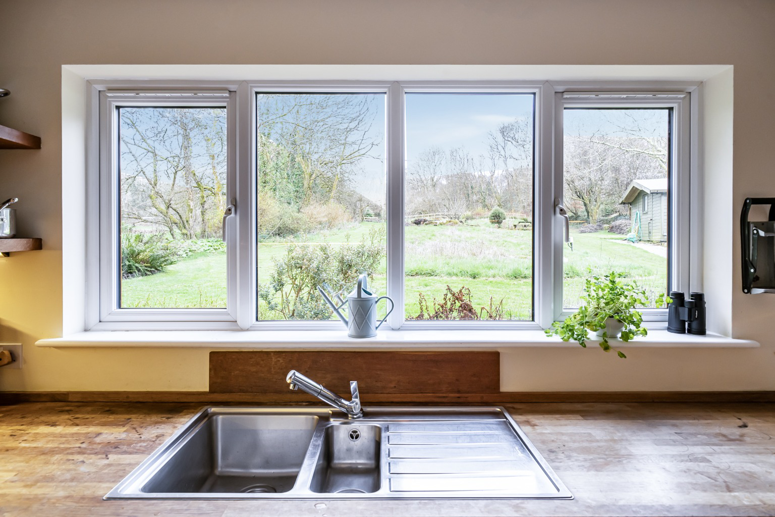 Carwynnen, Versatile home with large garden, paddocks and woodland area, photo 8