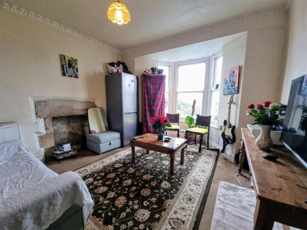Ground Floor Flat, Peverell Road, Porthleven, photo 2