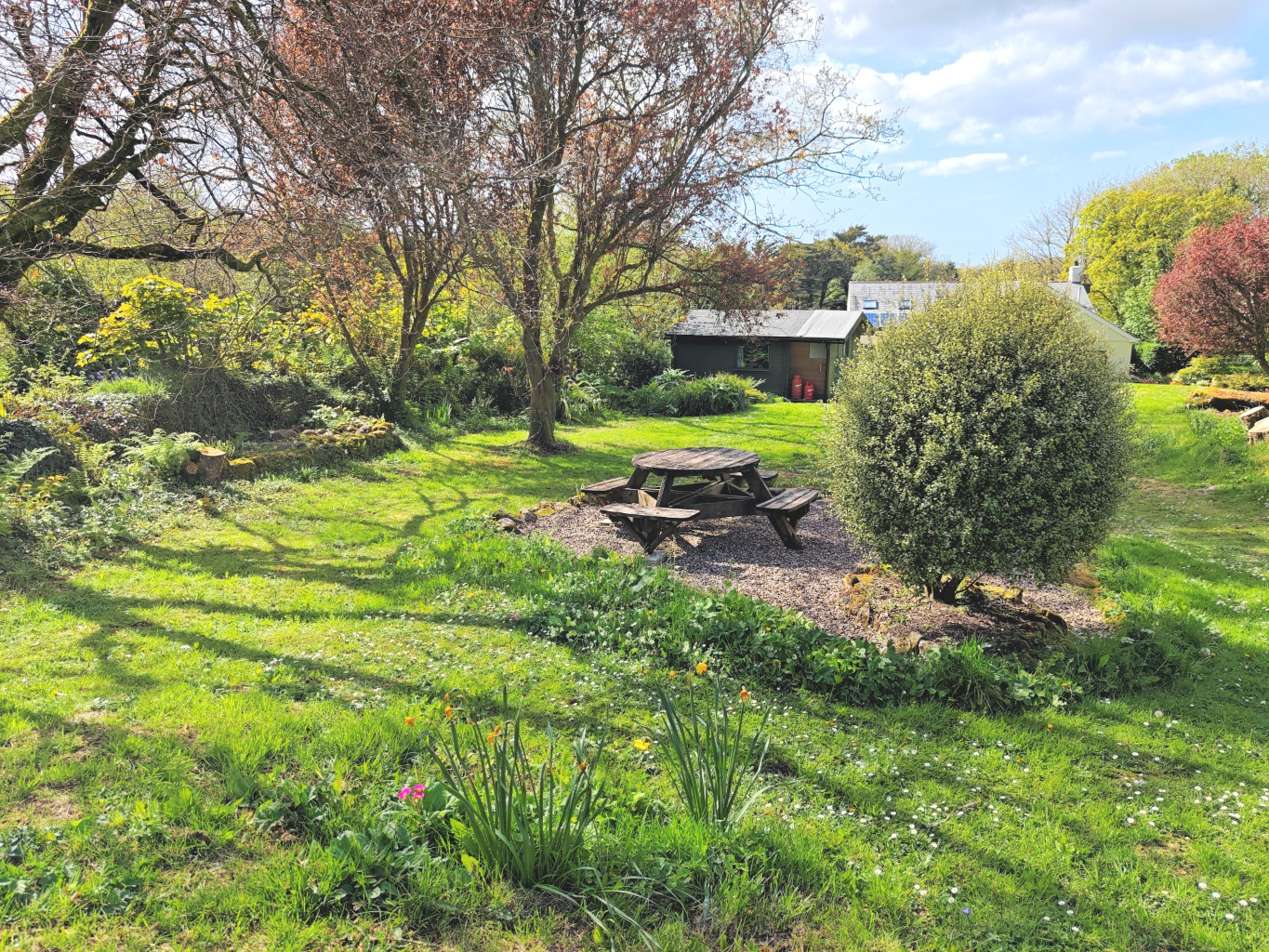 Carwynnen, Versatile home with large garden, paddocks and woodland area, photo 25