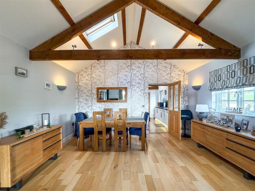Farms Common, Stunning Barn Conversion, photo 6