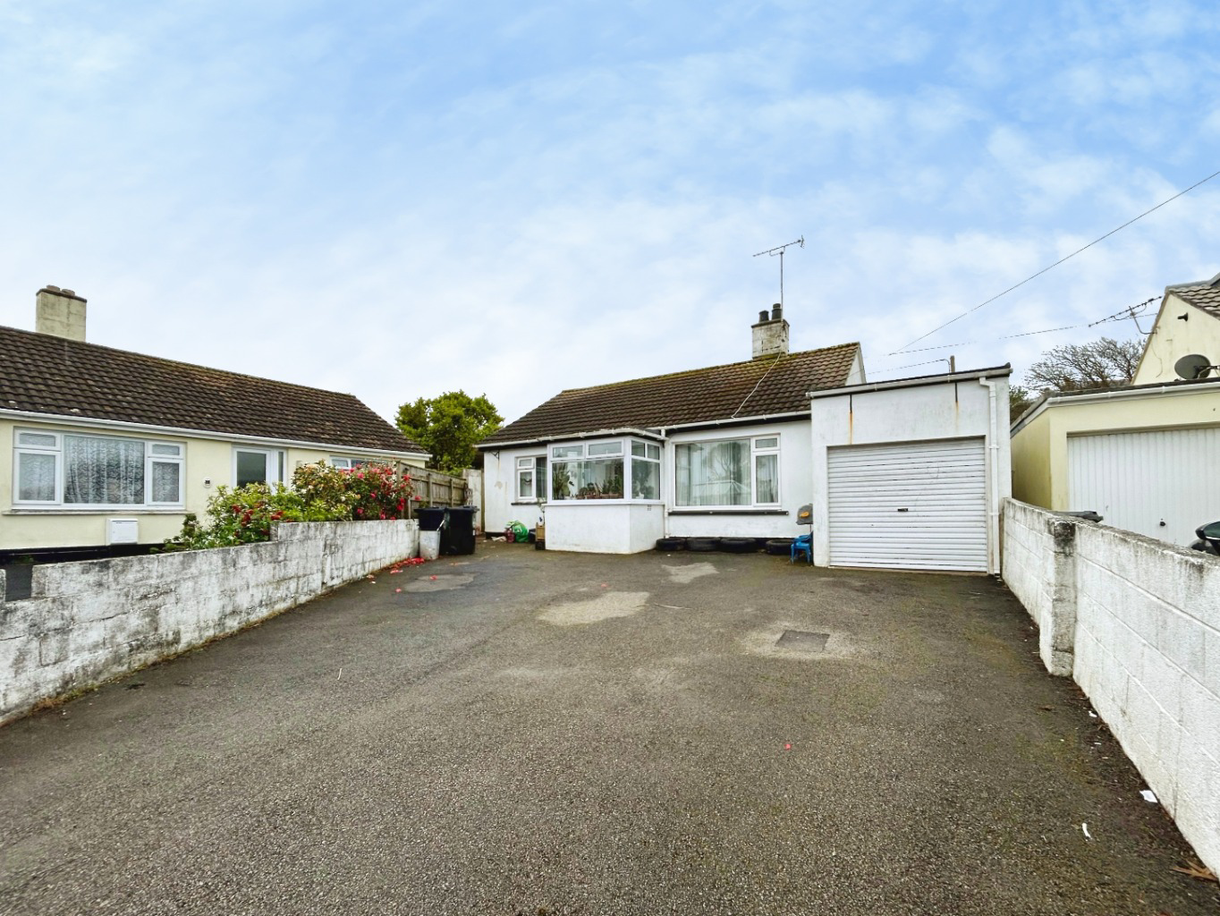 Connor Downs, Detached bungalow in village location