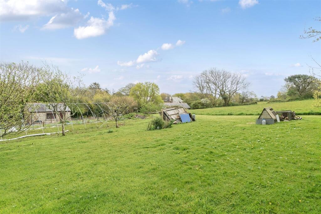 Crowntown, Barn conversion set within generous grounds, photo 29
