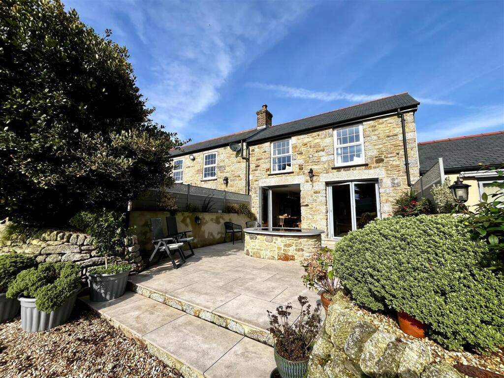 Large family home with stunning views - Coverack Bridges, photo 6
