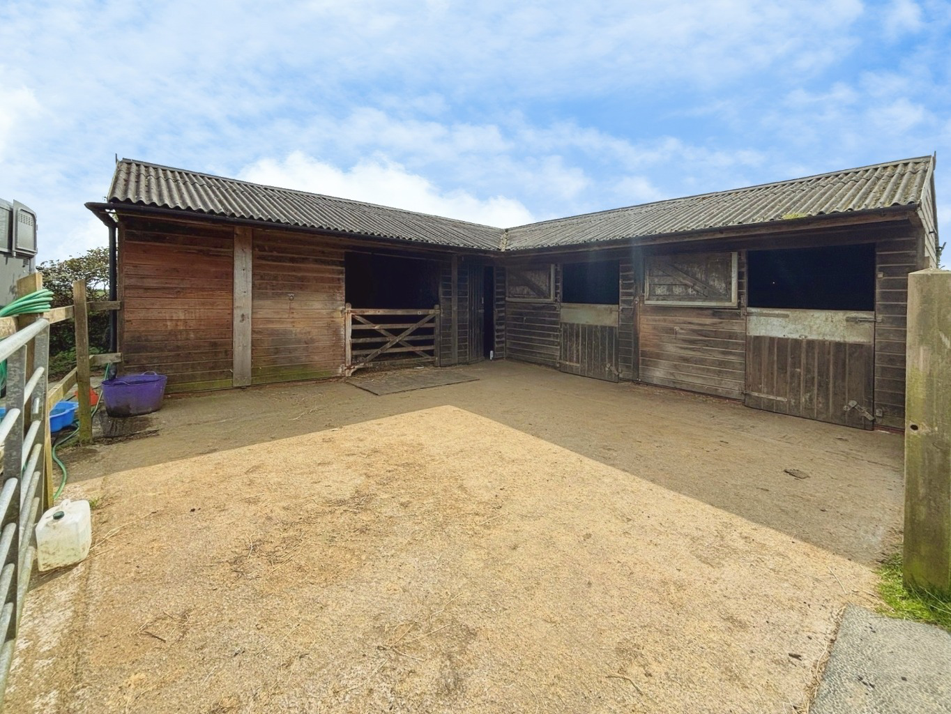 Helston, Barn conversion set within approx 2 acres, photo 7